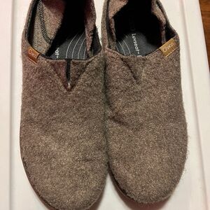 Chaco Women's Brown Wool Slippers